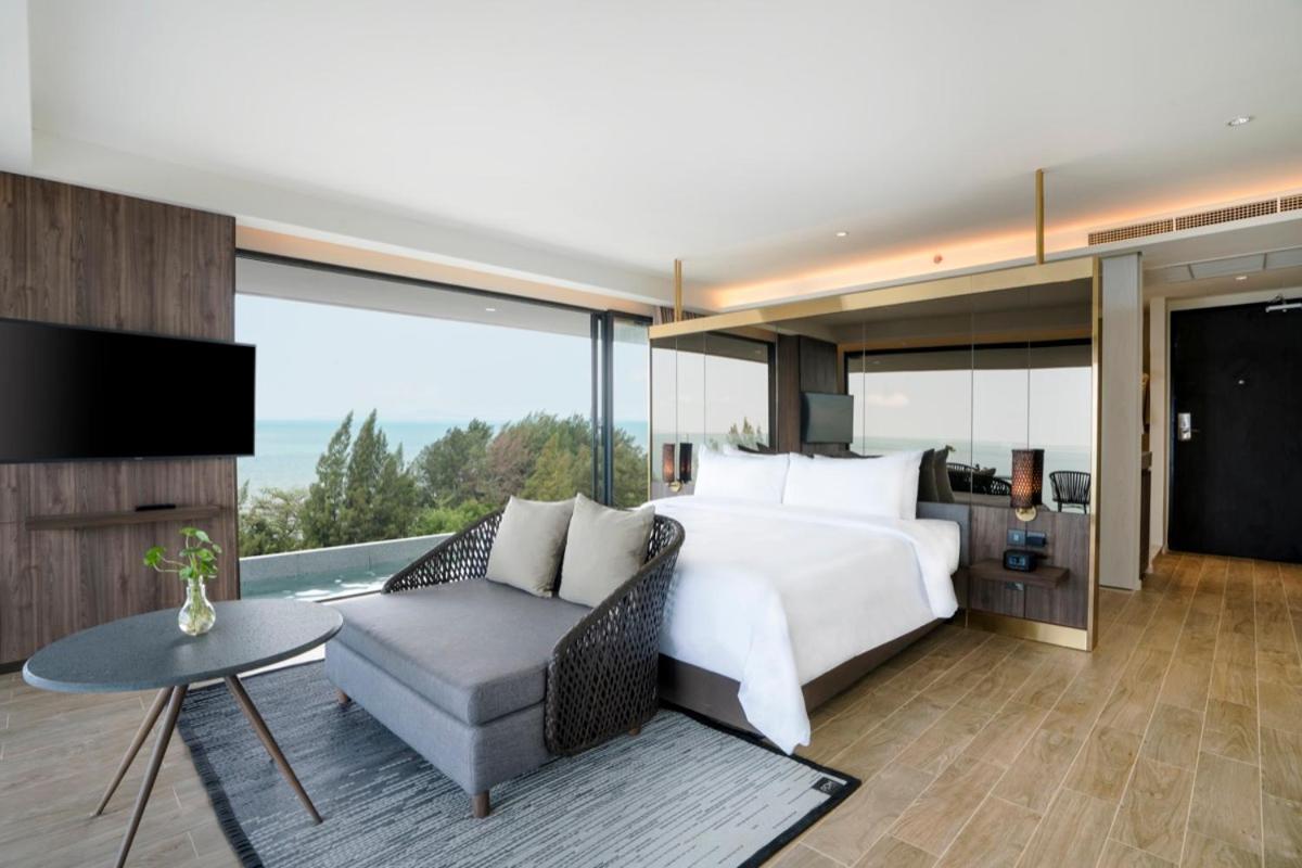 Ana Anan & Pattaya Resort 5*