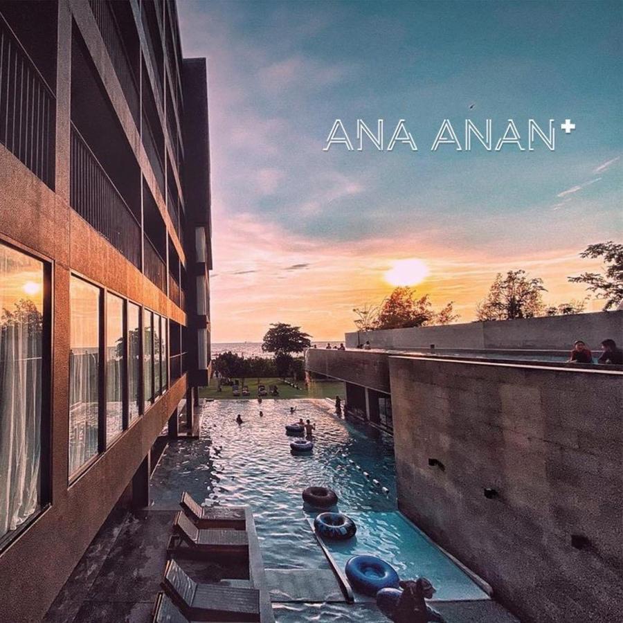 Ana Anan & Pattaya Pattaya
